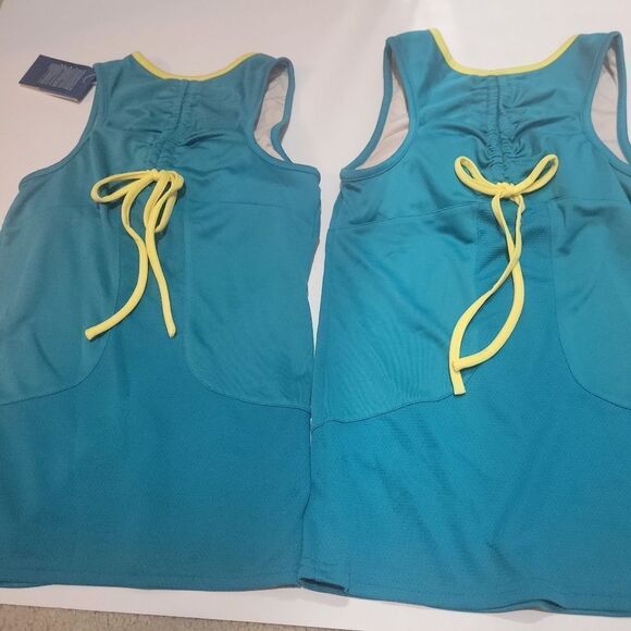 NWT Women's Yonex Tennis Tops bundle of 3 size small - Picture 9 of 14